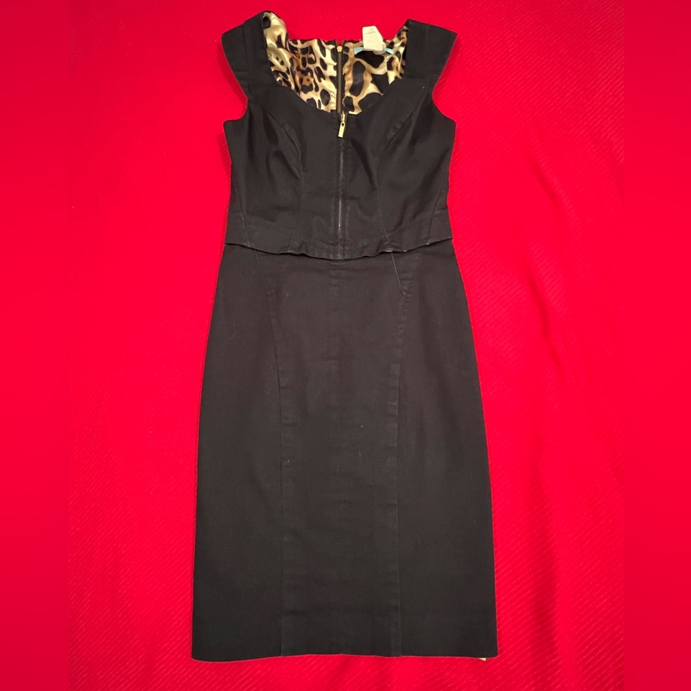 Stunning Marciano BodyCon Navy Blue Dress with Cheetah lining Sz 2